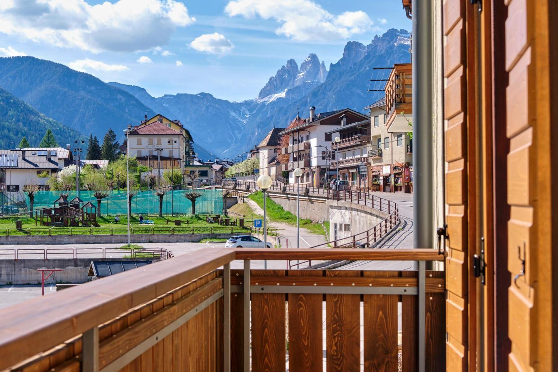Piano Terra Vista Lago Auronzo di Cadore Εξωτερικό φωτογραφία